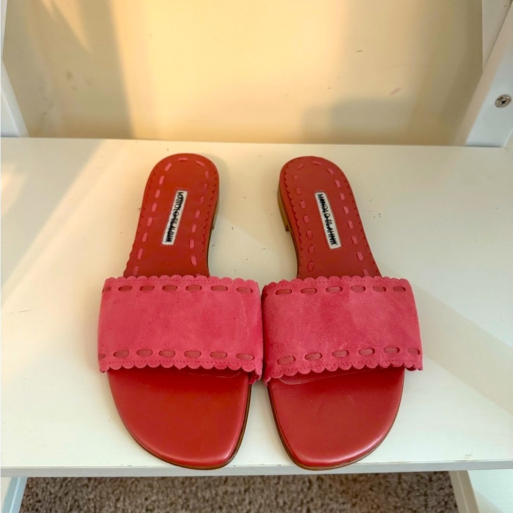 Manolo Blahnik Flats - Pink - fits sizes 6-6.5 NEVER WORN
